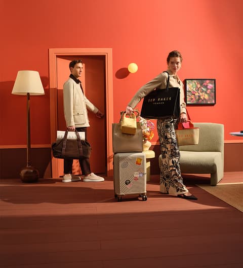 Ted Baker mağazalarında 1.000 Hediye Paracıkınla 10.000 TL ve üzeri alışverişlerinde 1.000 TL daha az öde